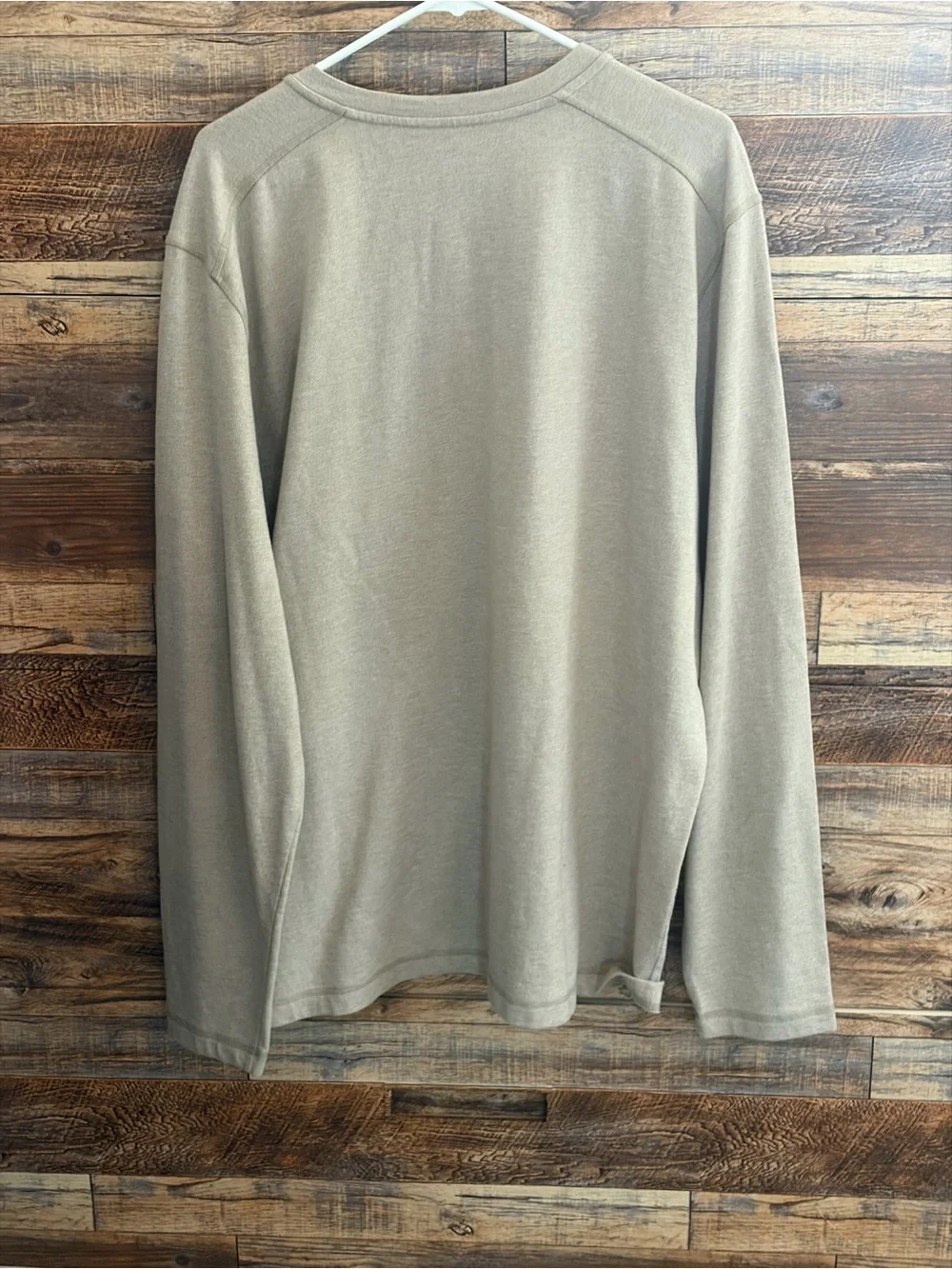 The North Face Men's Long-Sleeve Henley in Taupe Beige